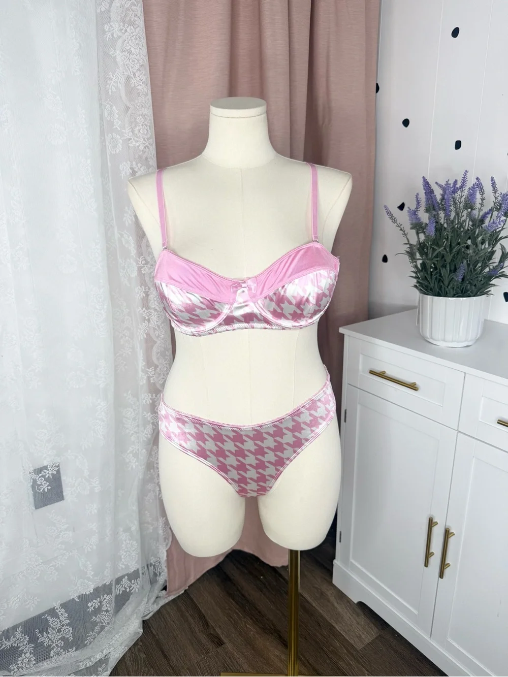 Sugar Thrillz Pink Houndstooth Satin Lingerie Set BIN#16